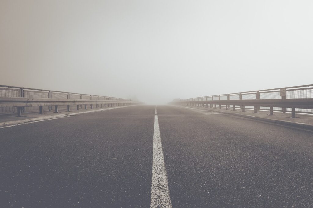 fog, road, highway-1819147.jpg